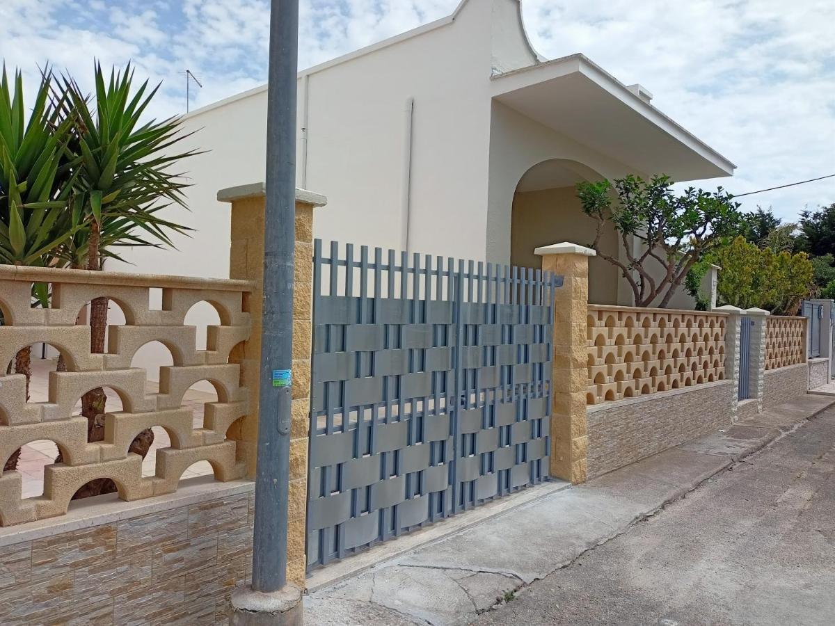 Casa Vacanze Da Lui' Torre Lapillo Exterior photo